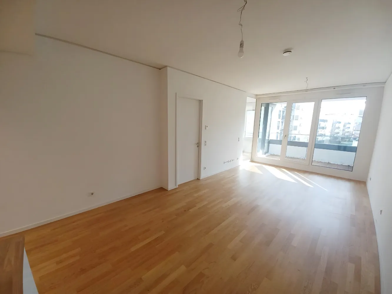 2 Zimmer Wohnung mit 80 m² in Frankfurt am Main – Bild 3