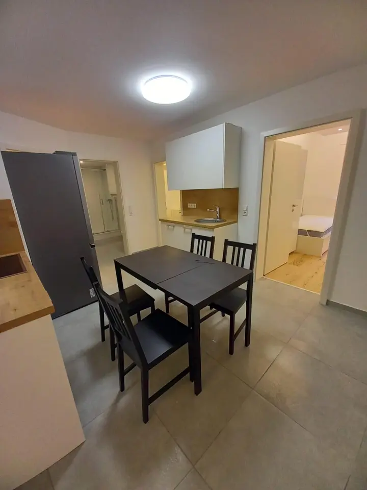 2 Zimmer Wohnung mit 10 m² in Stuttgart – Bild 3