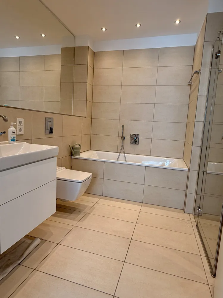5 Zimmer Wohnung mit 130 m² in Düsseldorf – Bild 9
