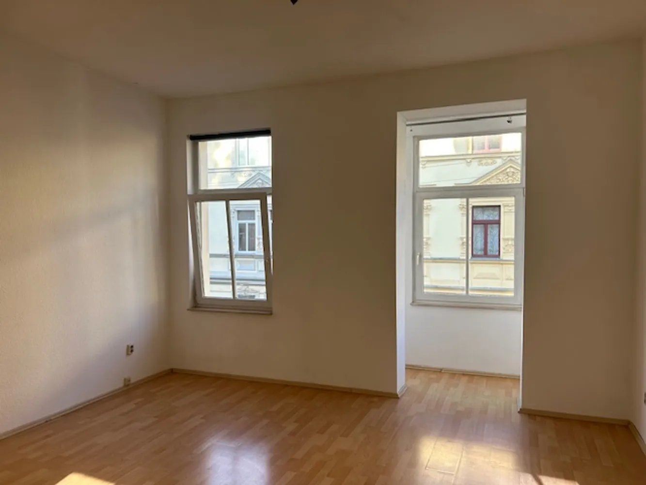 5 Zimmer Wohnung mit 120 m² in Weimar – Bild 2