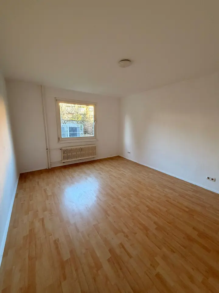2 Zimmer Wohnung mit 52 m² in Crimmitschau – Bild 2