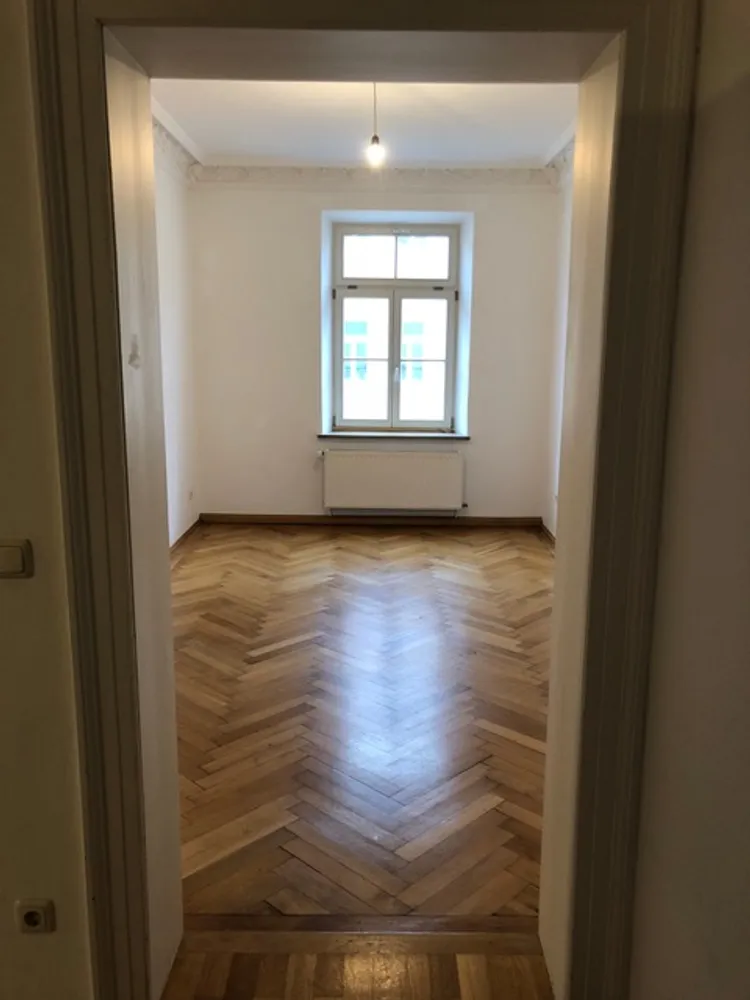 5 Zimmer Wohnung mit 108 m² in München – Bild 7