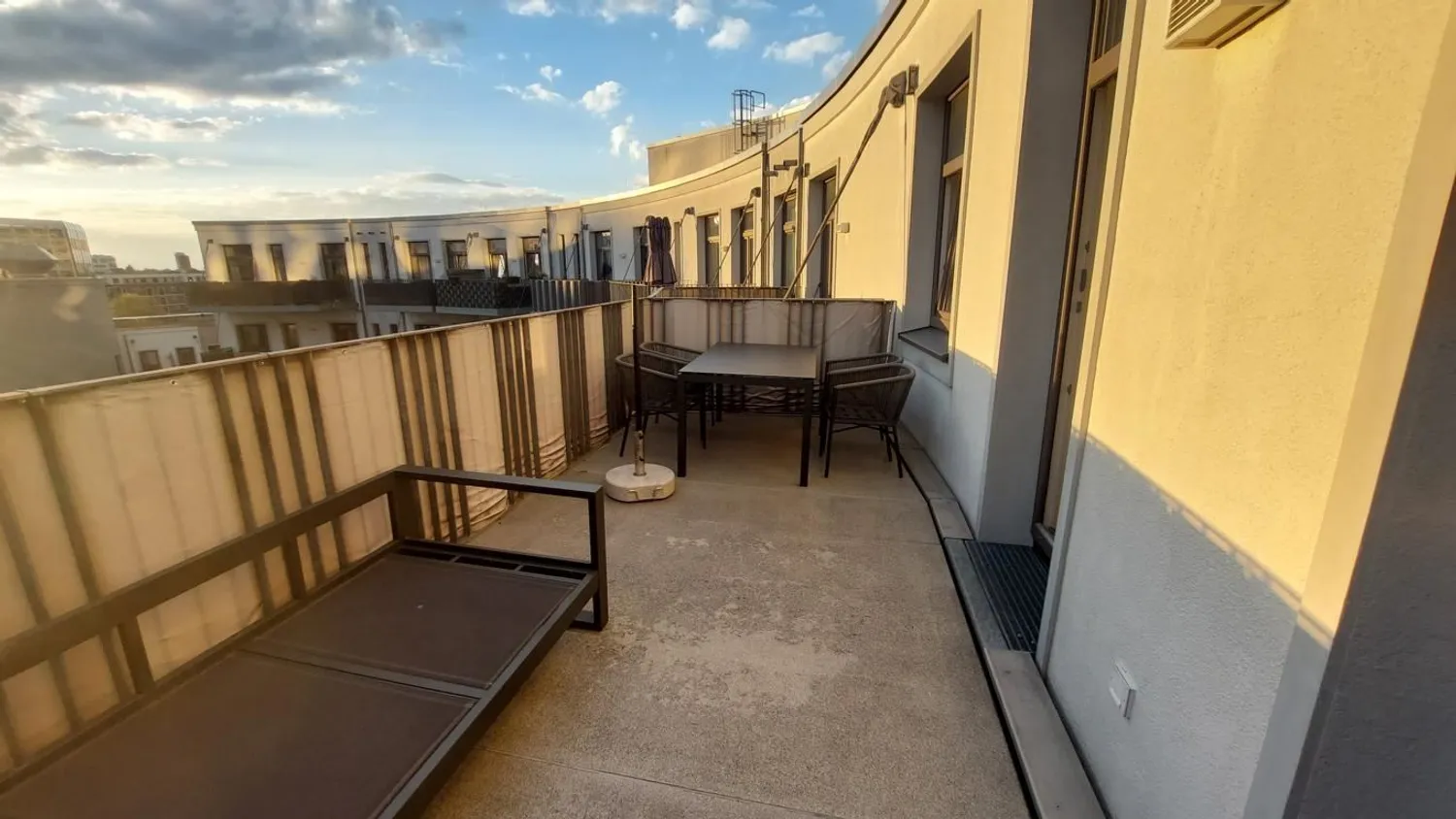 2 Zimmer Wohnung mit 58 m² in Düsseldorf – Bild 3