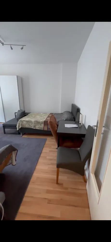 2 Zimmer Wohnung mit 39 m² in Berlin – Bild 1