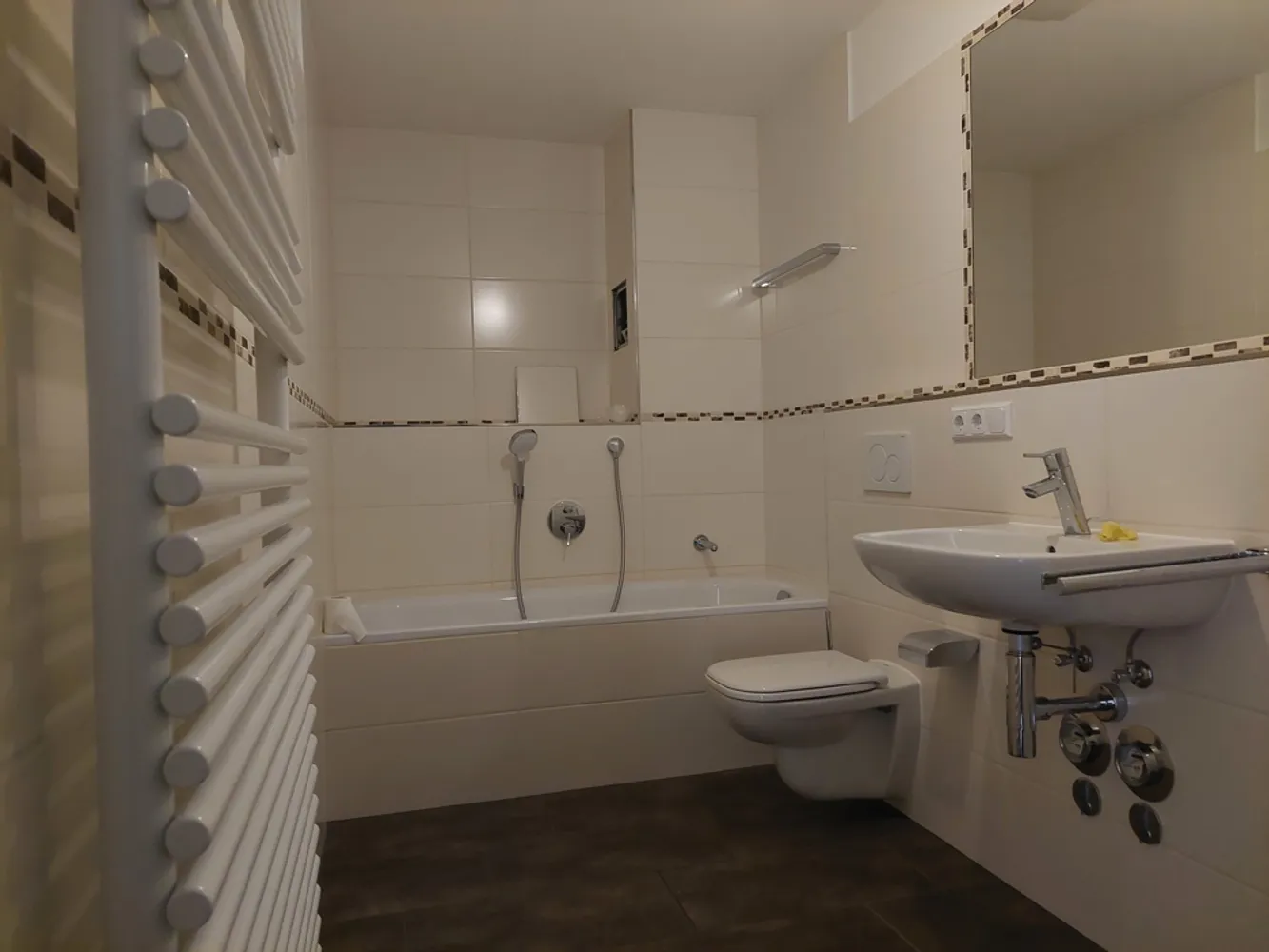 2 Zimmer Wohnung mit 99 m² in Dresden – Bild 3
