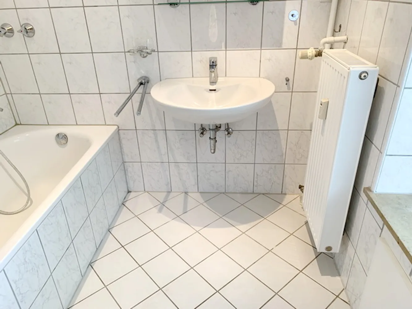 4 Zimmer Wohnung mit 94 m² in Düsseldorf – Bild 9