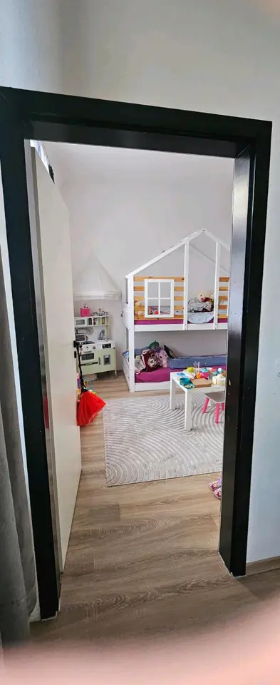 7 Zimmer Wohnung mit 150 m² in Viersen – Bild 2