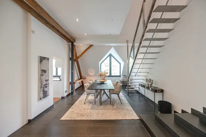 5 Zimmer Wohnung mit 195 m² in Münster – Bild 1