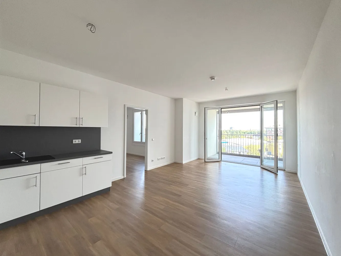 2 Zimmer Wohnung mit 68 m² in Berlin – Bild 1