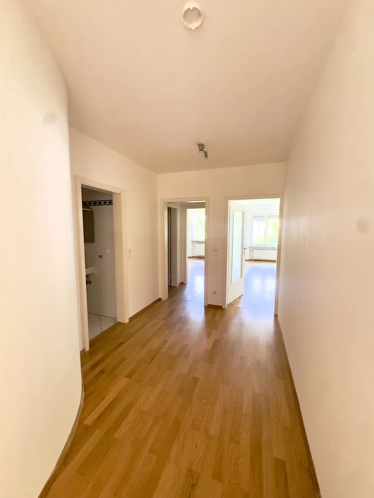 4 Zimmer Wohnung mit 174 m² in München – Bild 5