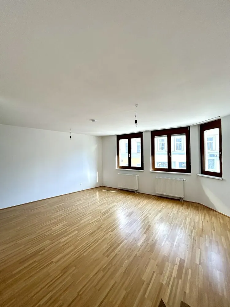 3 Zimmer Wohnung mit 84 m² in Regensburg – Bild 2
