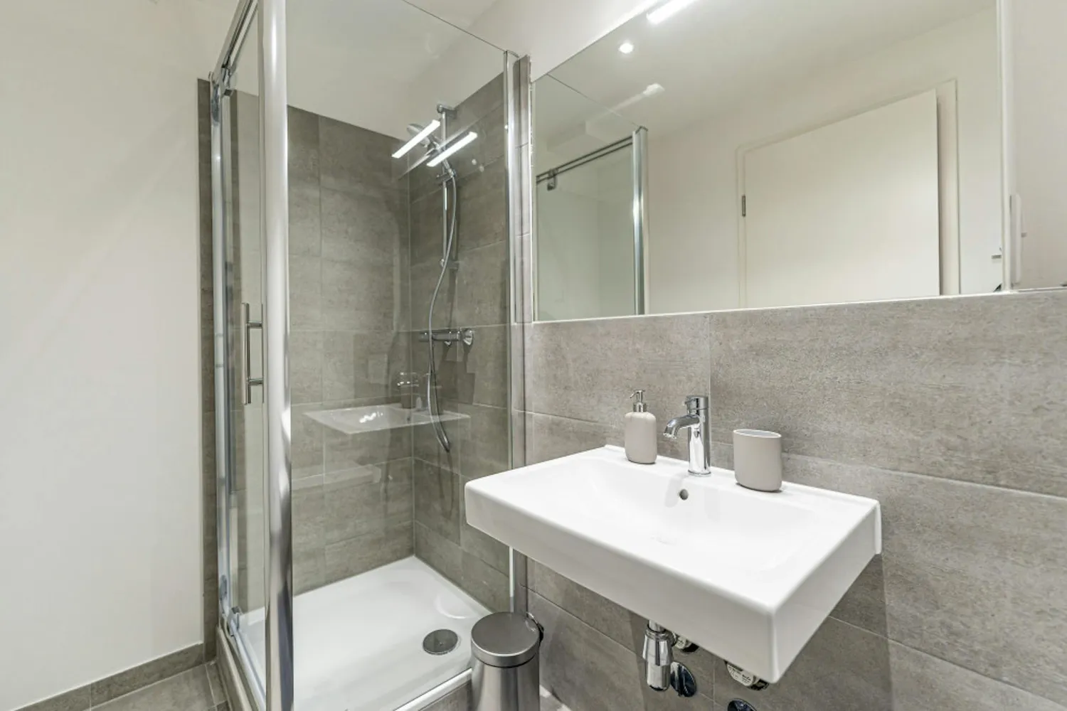 Shared room with 14 m² in Berlin – Photo 4