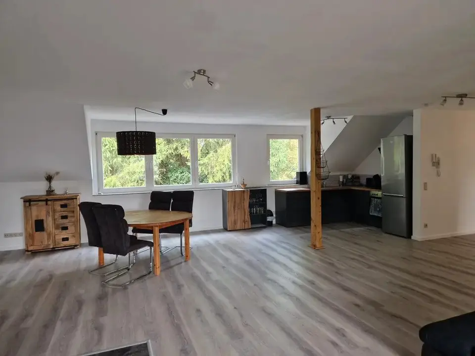 4 Zimmer Wohnung mit 130 m² in Bergisch Gladbach – Bild 8