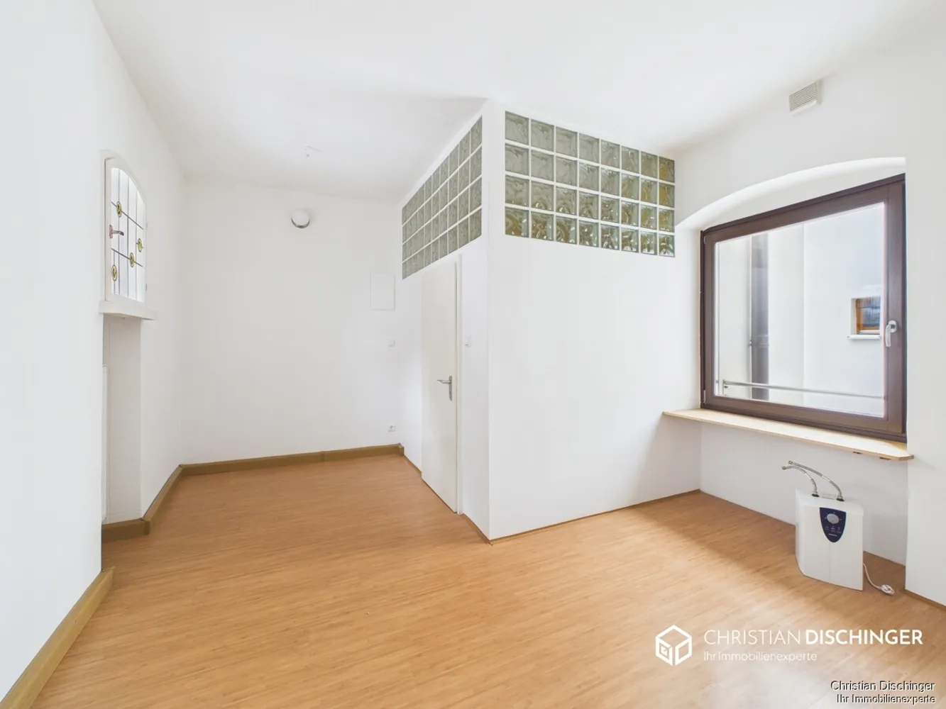 4 Zimmer Wohnung mit 130 m² in Regensburg – Bild 10
