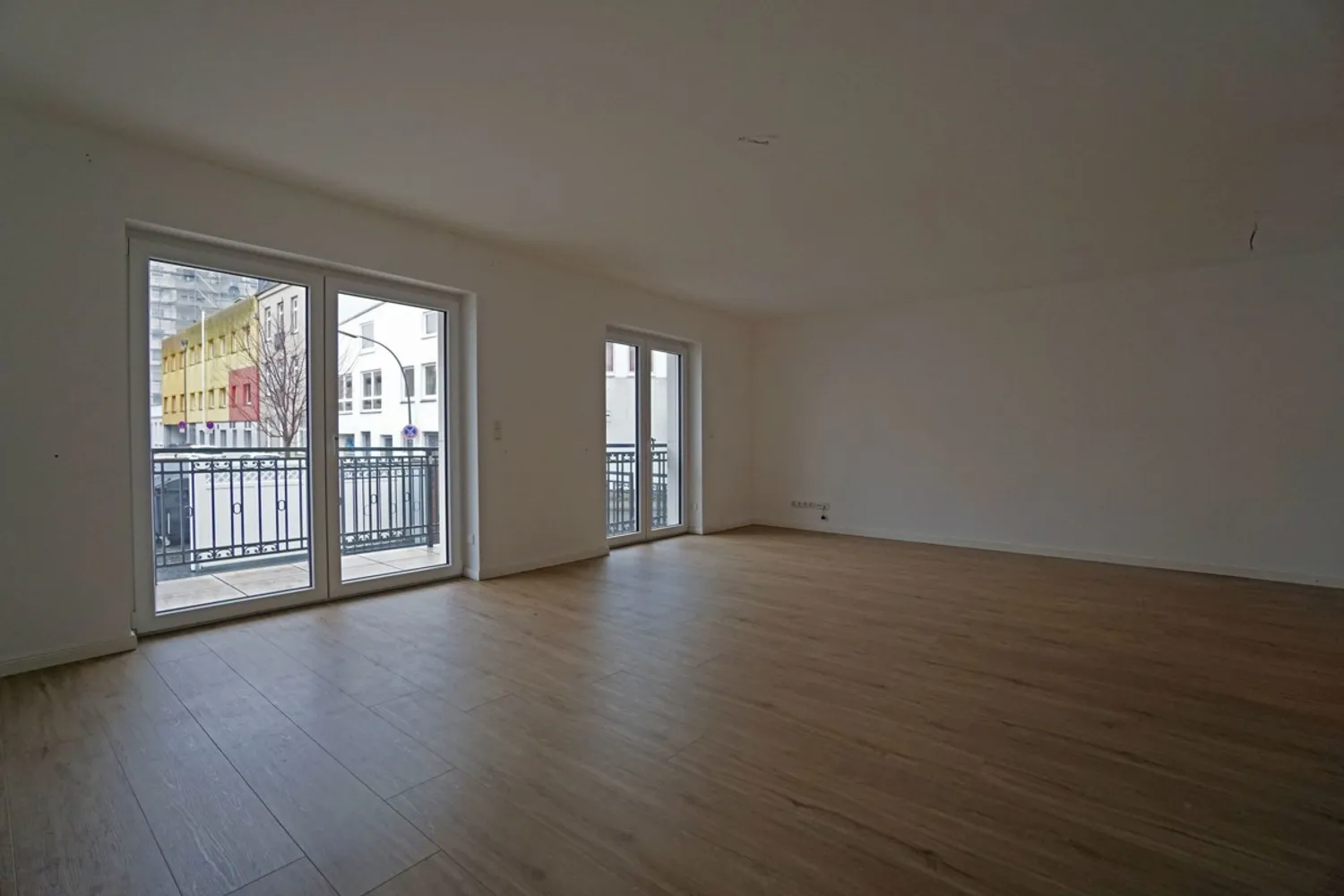 3 Zimmer Wohnung mit 126 m² in Elmshorn – Bild 2