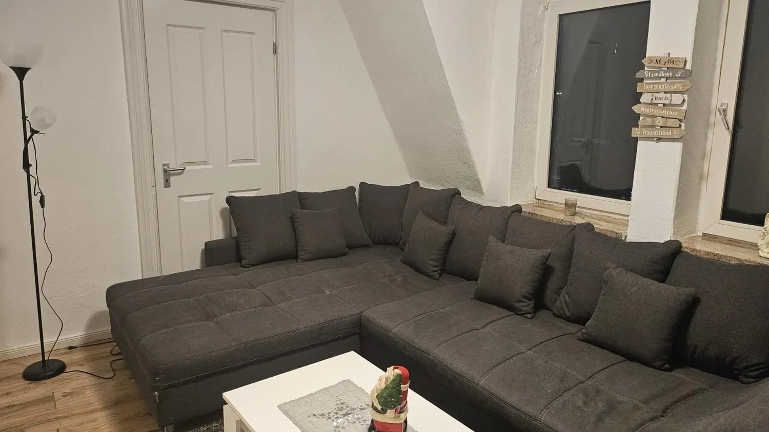 3 Zimmer Wohnung mit 70 m² in Bremerhaven – Bild 1