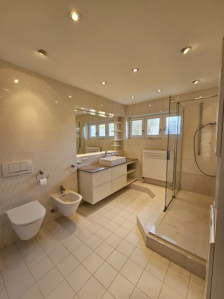 5 Zimmer Haus mit 180 m² in München – Bild 4
