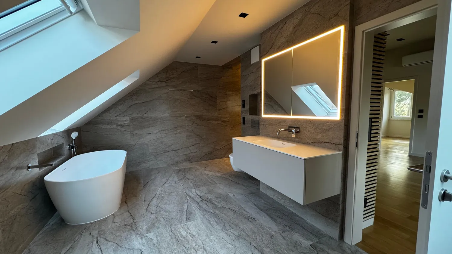 2 room apartment with 104 m² in Berlin – Photo 6