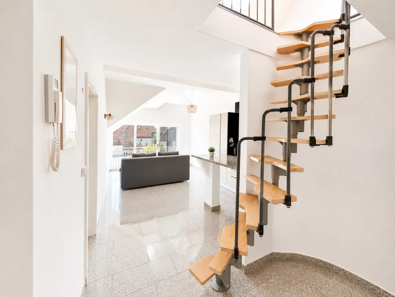 2 Zimmer Wohnung mit 51 m² in München – Bild 11