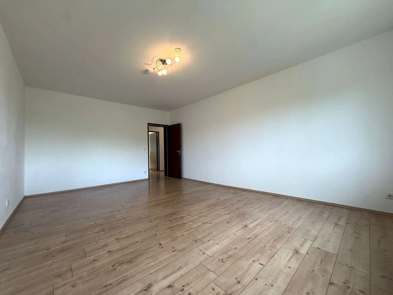 3 Zimmer Wohnung mit 105 m² in Mannheim – Bild 11