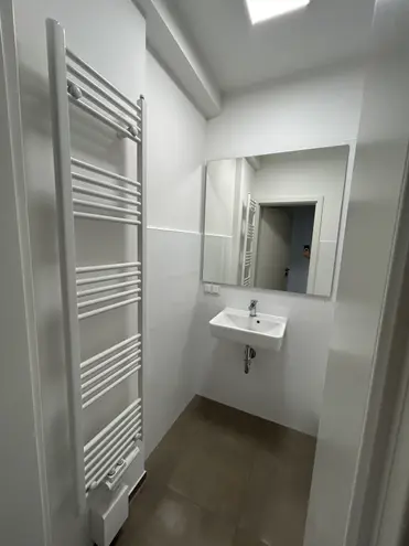 1 Zimmer Wohnung mit 35 m² in Köln – Bild 6