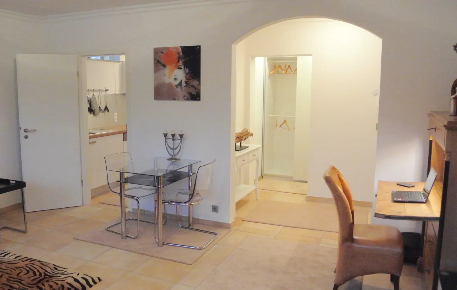 1 Zimmer Wohnung mit 40 m² in Düsseldorf – Bild 2