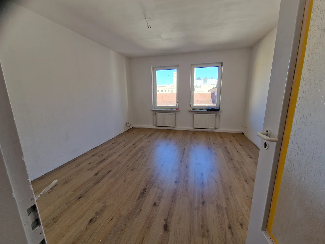 5 Zimmer Wohnung mit 125 m² in Halle (Saale) – Bild 1