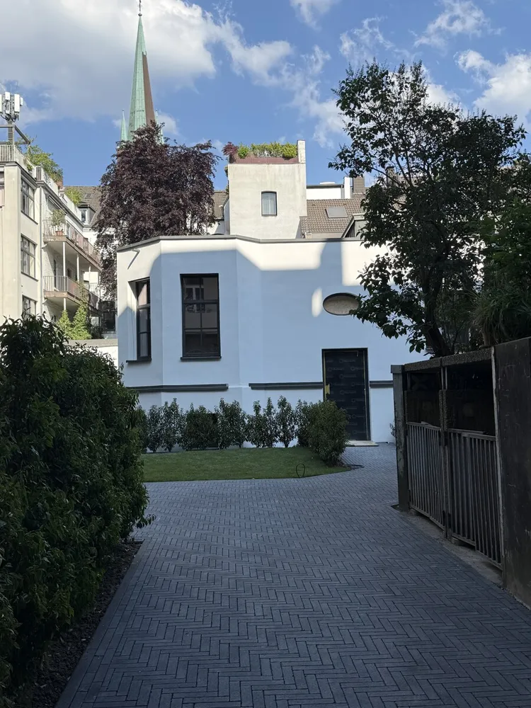 2 room apartment with 82 m² in Düsseldorf – Photo 5