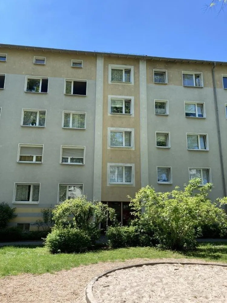 3 Zimmer Wohnung mit 62 m² in Frankfurt am Main – Bild 2
