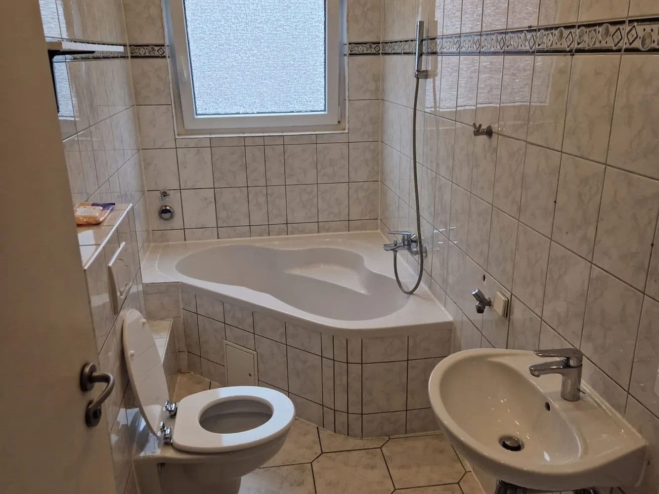 2 Zimmer Wohnung mit 64 m² in Mannheim – Bild 1