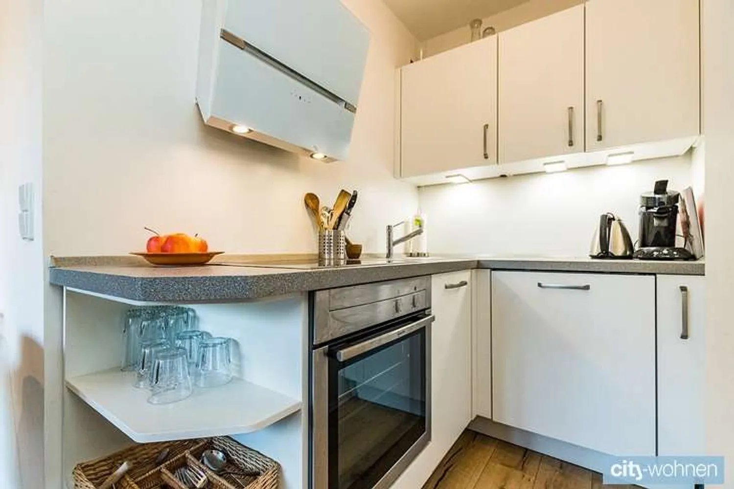 1 room apartment with 32 m² in Hamburg – Photo 3