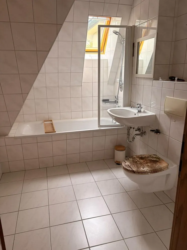 2 Zimmer Wohnung mit 54 m² in Plauen – Bild 2