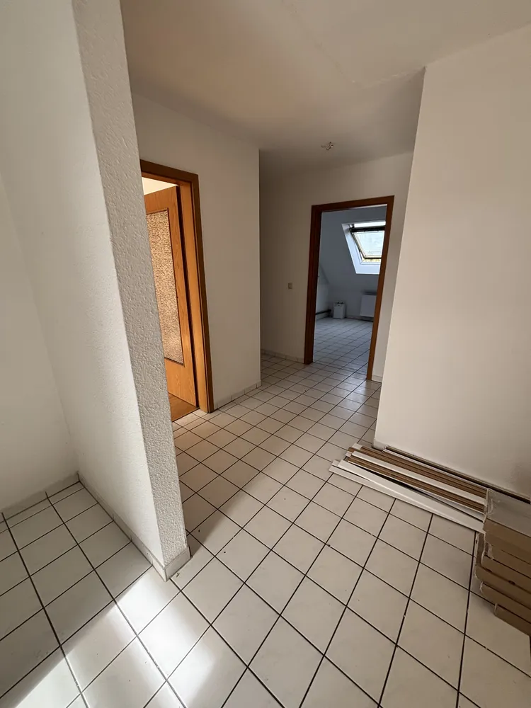 3 Zimmer Wohnung mit 77 m² in Chemnitz – Bild 2