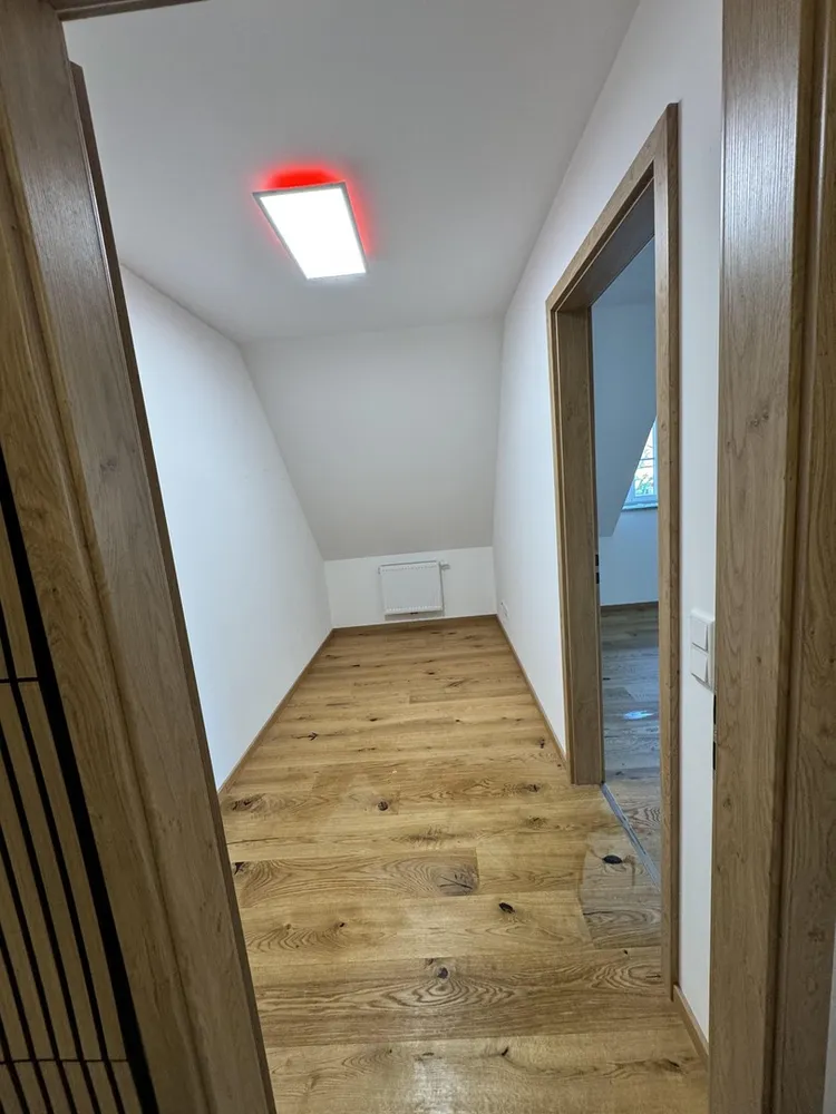 3 Zimmer Wohnung mit 94 m² in Nürnberg – Bild 4