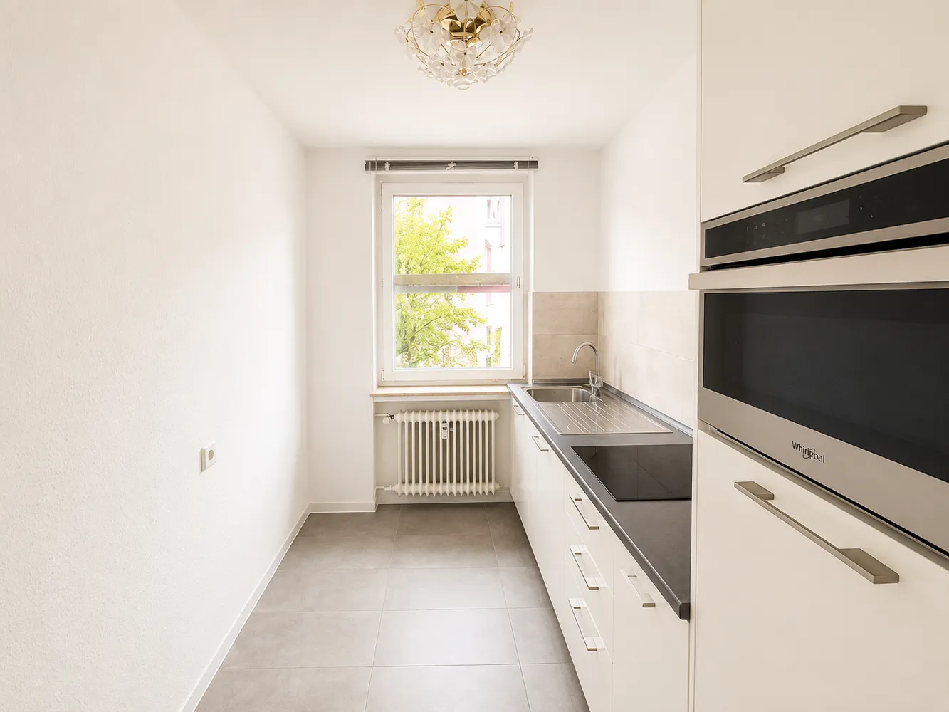 4 Zimmer Wohnung mit 98 m² in Bremen – Bild 1