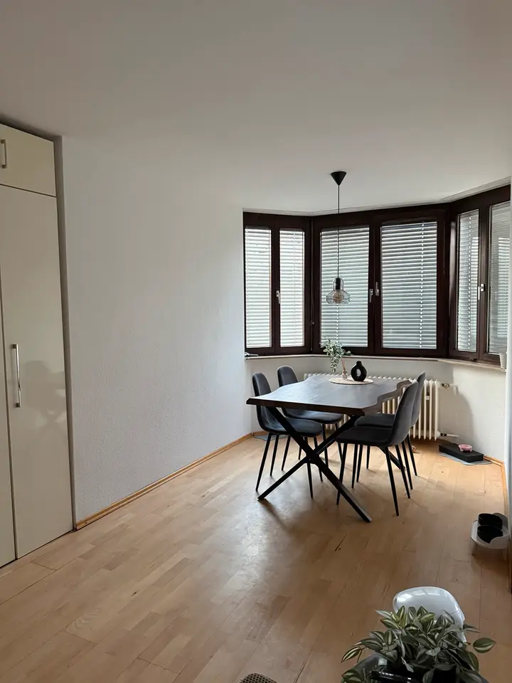4 Zimmer Wohnung mit 98 m² in Karlsruhe – Bild 4