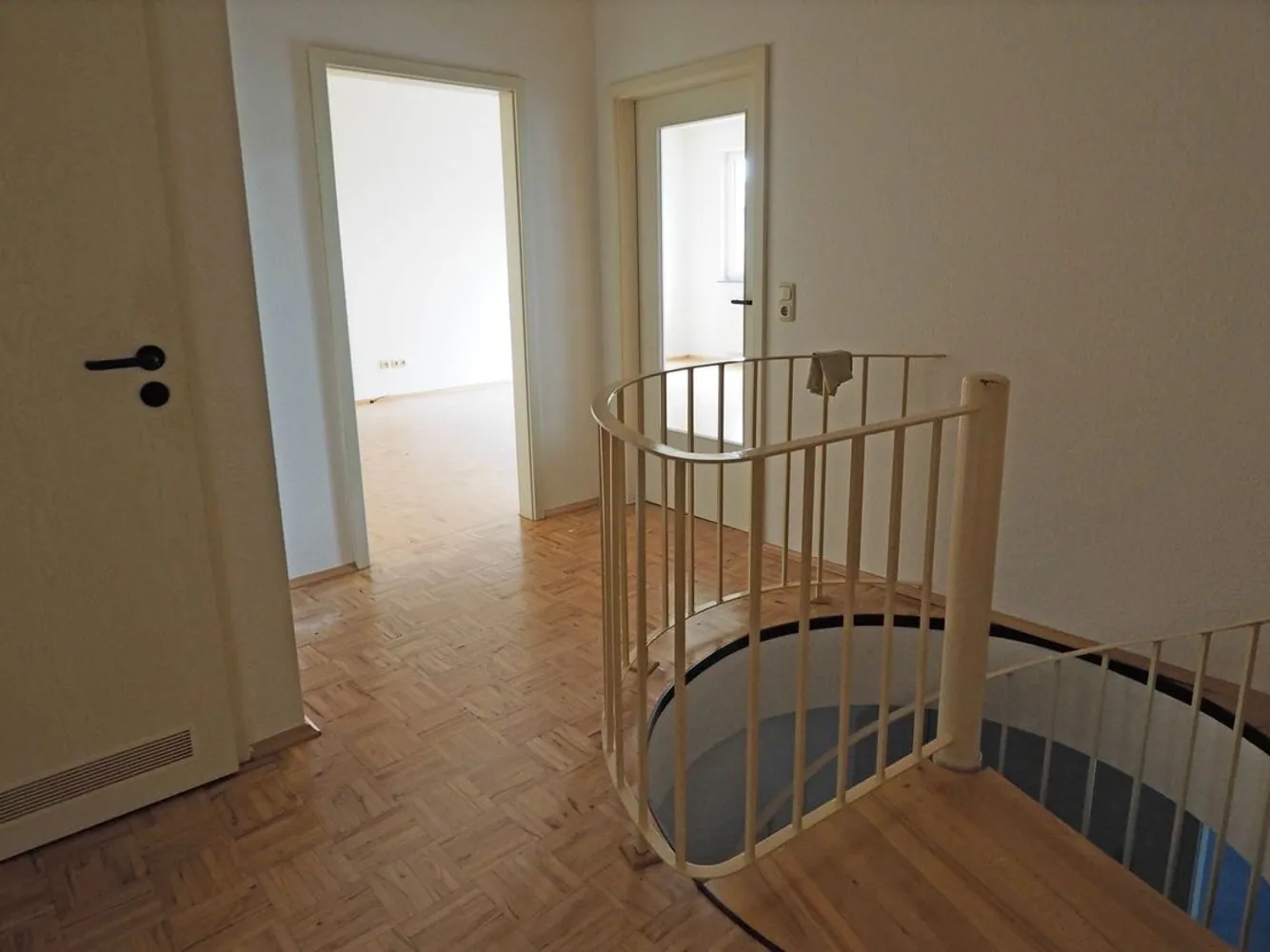 2 Zimmer Wohnung mit 80 m² in Hürth – Bild 4