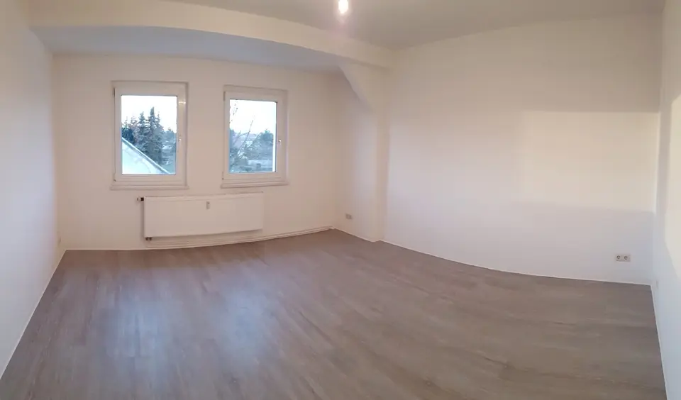 5 Zimmer Wohnung mit 104 m² in Borna – Bild 2