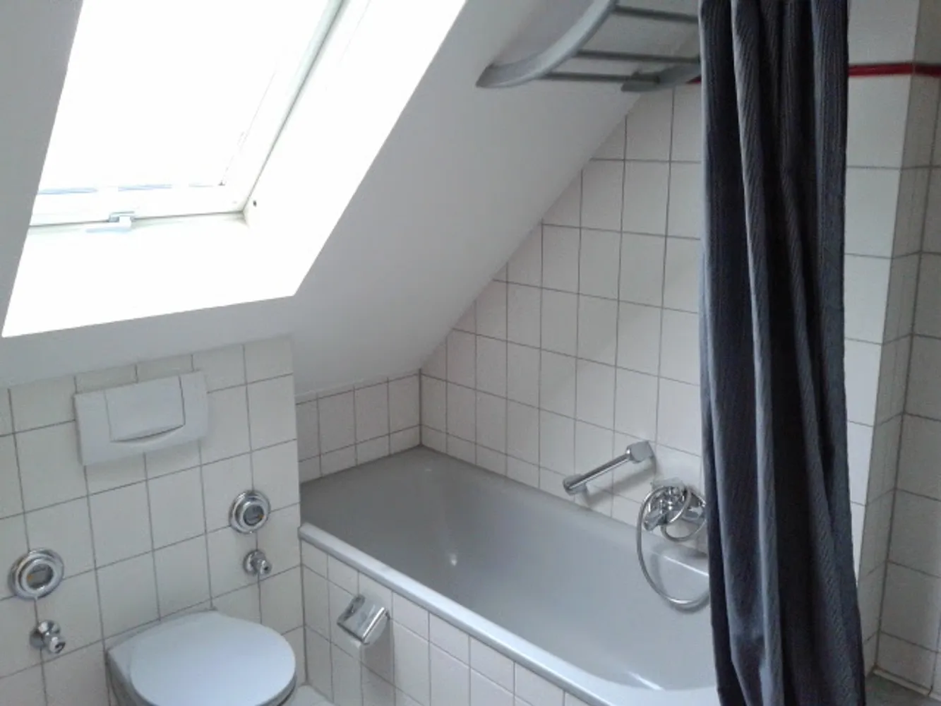 3 Zimmer Wohnung mit 76 m² in Karlsruhe – Bild 1
