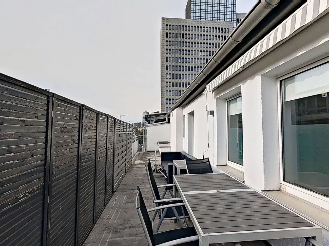 3 room apartment with 131 m² in Düsseldorf – Photo 4
