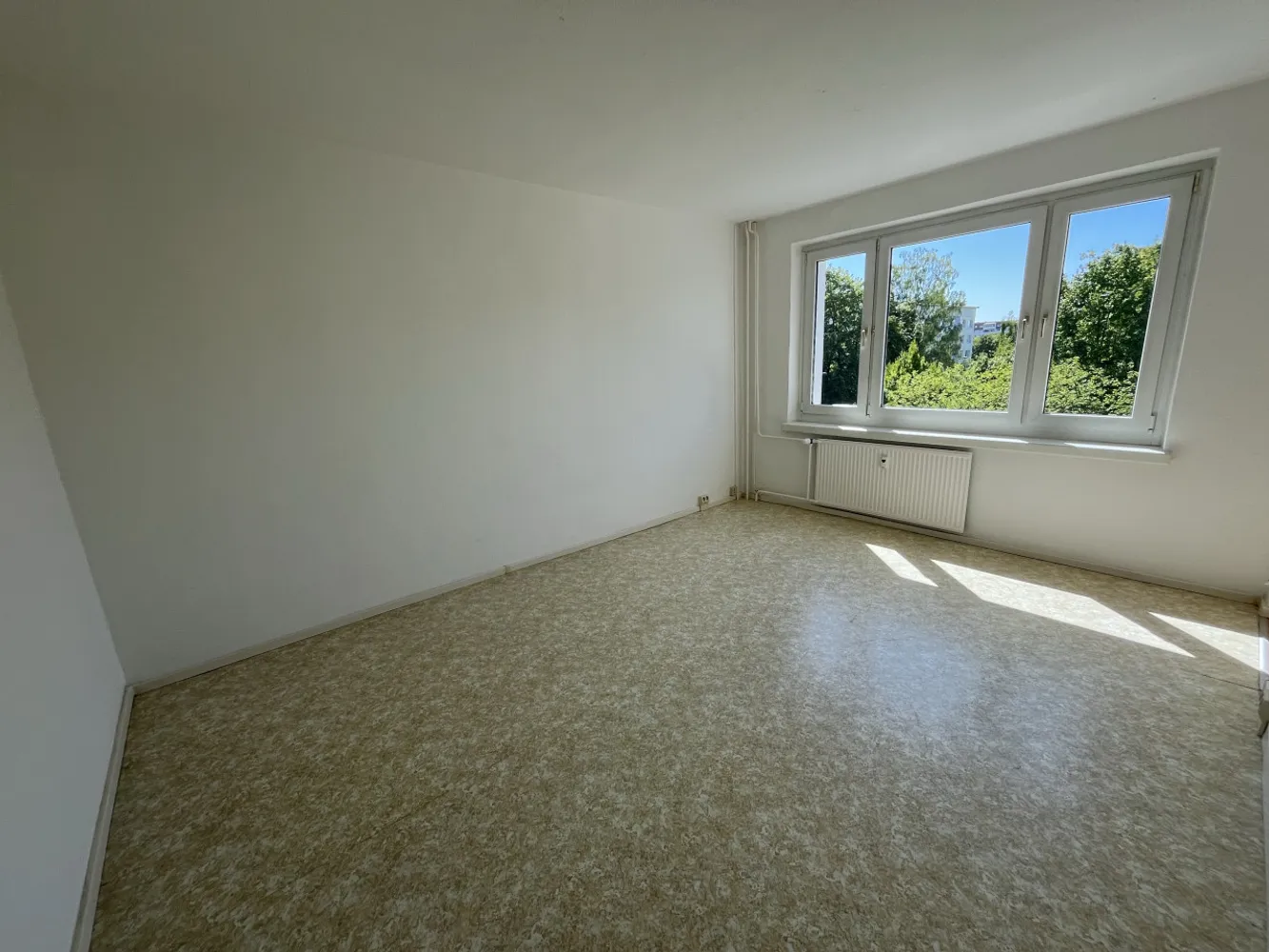 2 Zimmer Wohnung mit 42 m² in Halle (Saale) – Bild 2