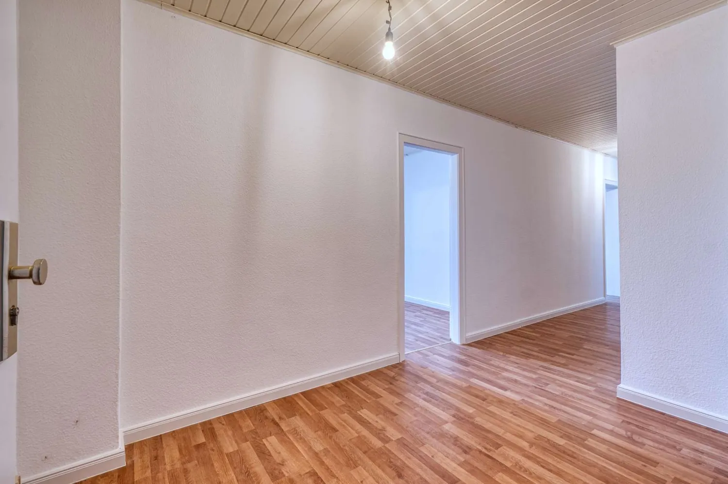 4 Zimmer Wohnung mit 80 m² in Bremerhaven – Bild 2