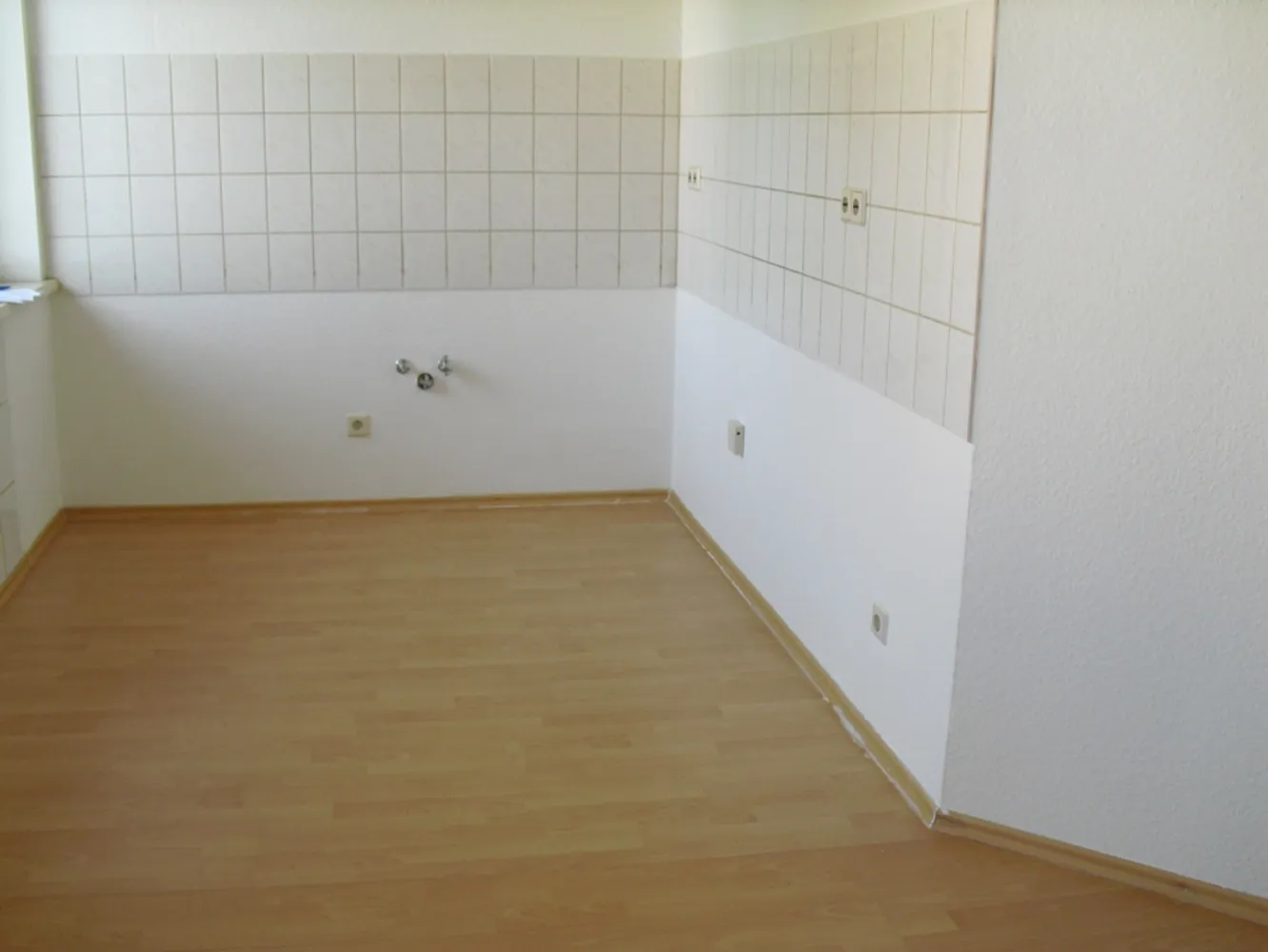 3 Zimmer Wohnung mit 80 m² in Naumburg (Saale) – Bild 2
