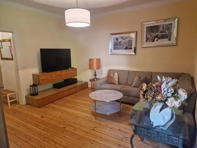 2 Zimmer Wohnung mit 60 m² in Hamburg – Bild 1