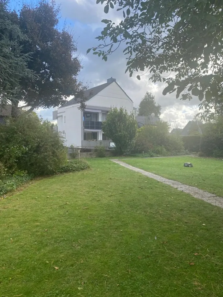 2 Zimmer Wohnung mit 70 m² in Leverkusen – Bild 1