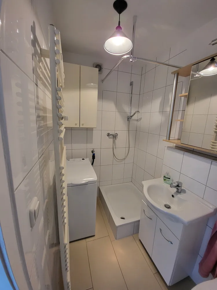 1 Zimmer Wohnung mit 30 m² in Köln – Bild 4