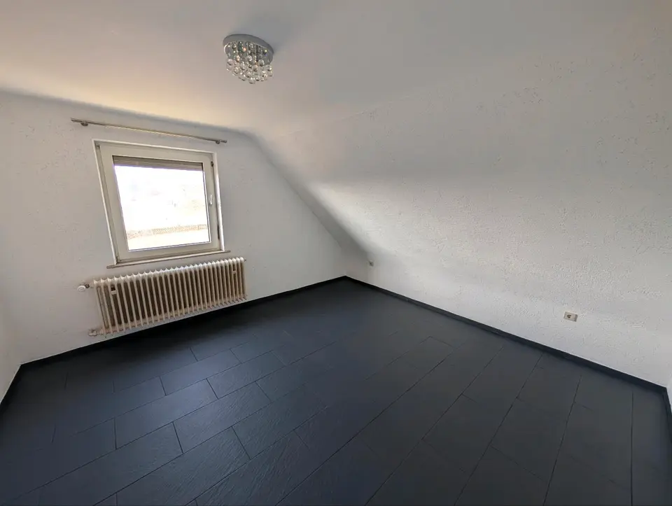 3 Zimmer Wohnung mit 70 m² in Waiblingen – Bild 2