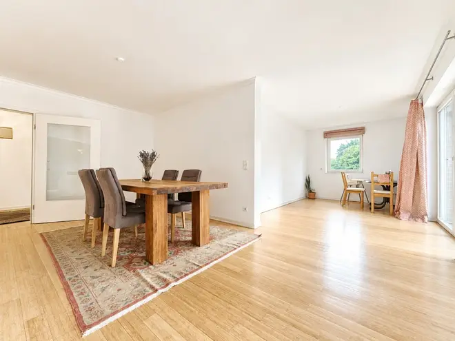 3 Zimmer Wohnung mit 122 m² in Hamburg – Bild 3