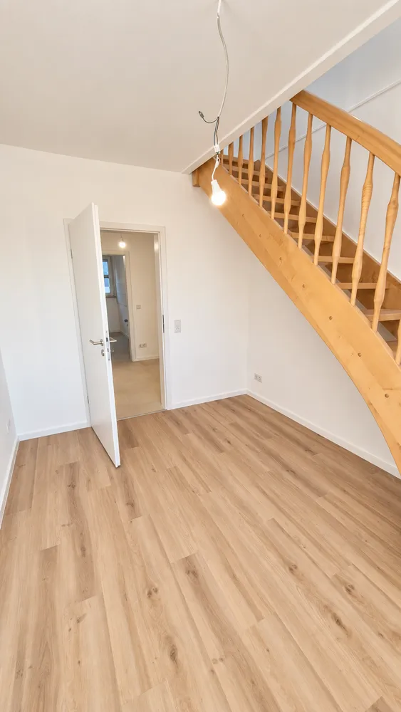 4 Zimmer Wohnung mit 110 m² in Wuppertal – Bild 2