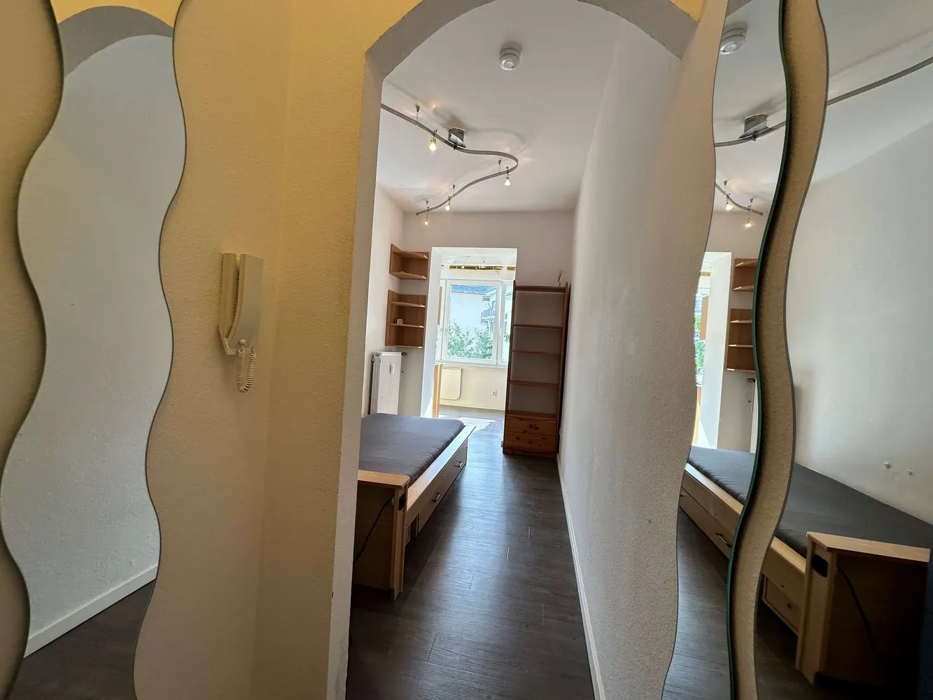 1 Zimmer Wohnung mit 25 m² in Frankfurt am Main – Bild 6
